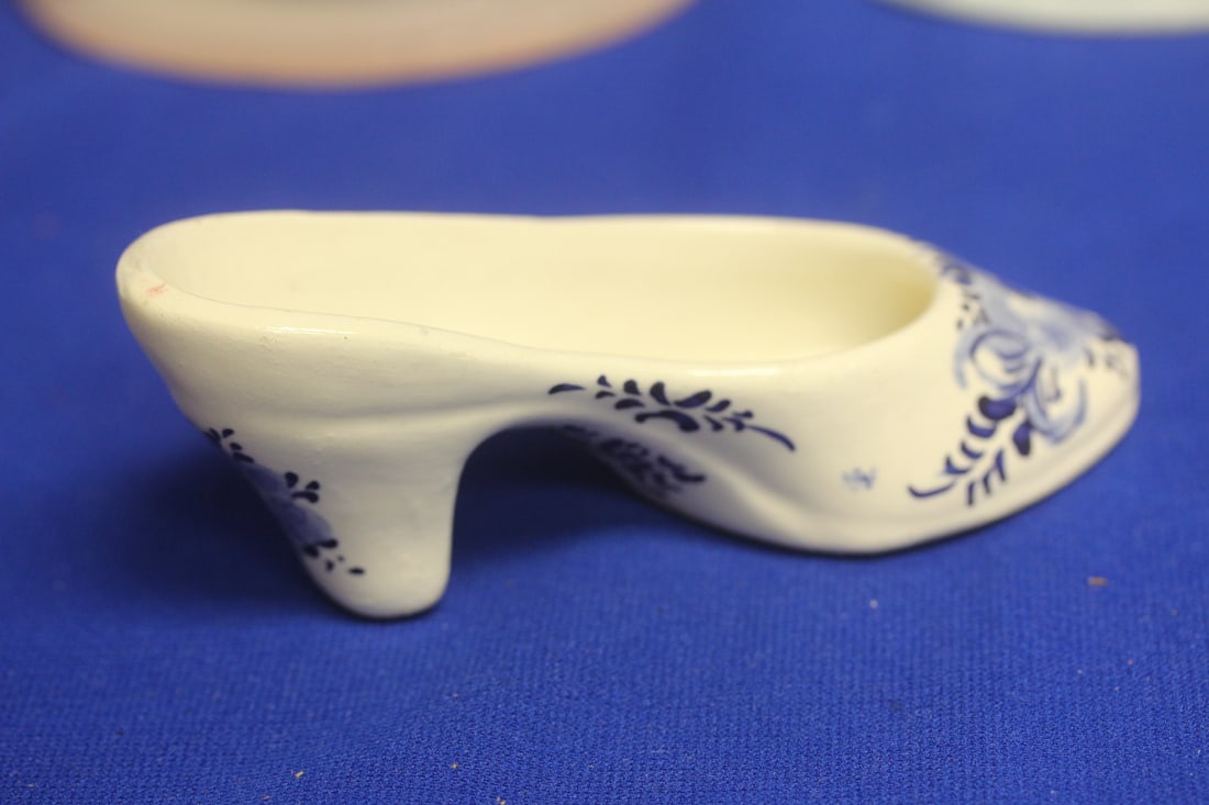 Delft Ceramic Shoe - 3
