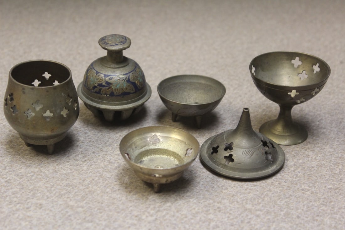 Lot of 6 miniature Brass Articles: from India - vintage