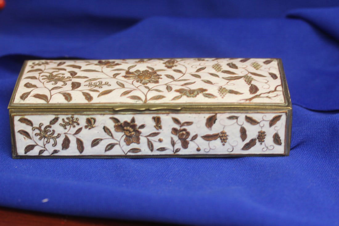 A Chinese Cloisonne Long Box: 6 7/8" across