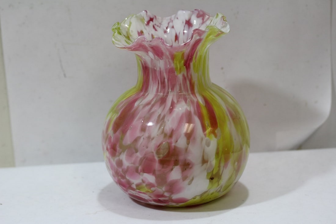 An Artglass Vase: please note: one very small underchip as shown - 5 3/4" tall