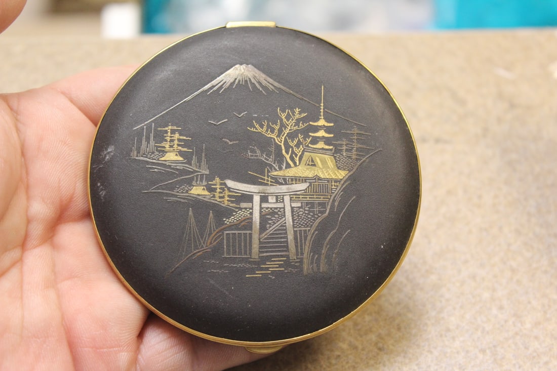 Amita Komai Metal Compact: signed - Japanese - mixed metal - 3 1/4" in diameter