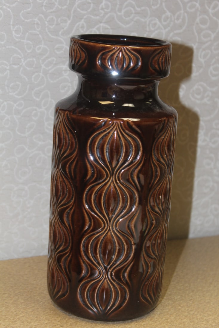 Germany pottery vase: 9 1/4" tall
