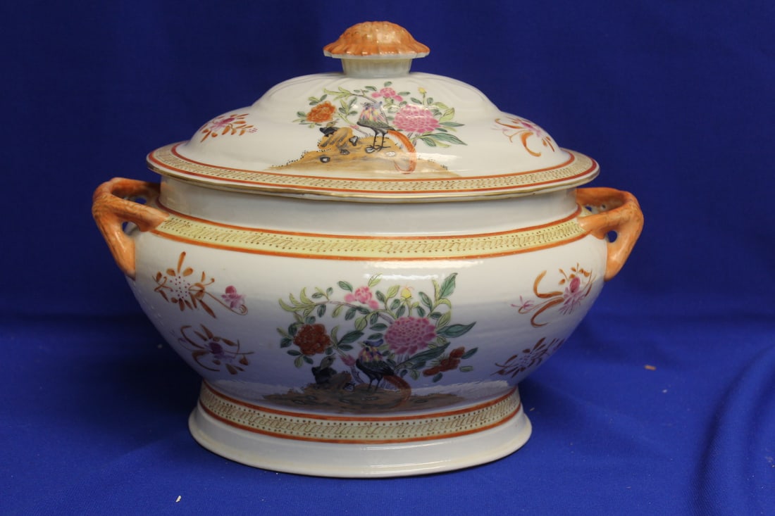 A Chinese Export Taureen: early 20th century - 11 1/2" across