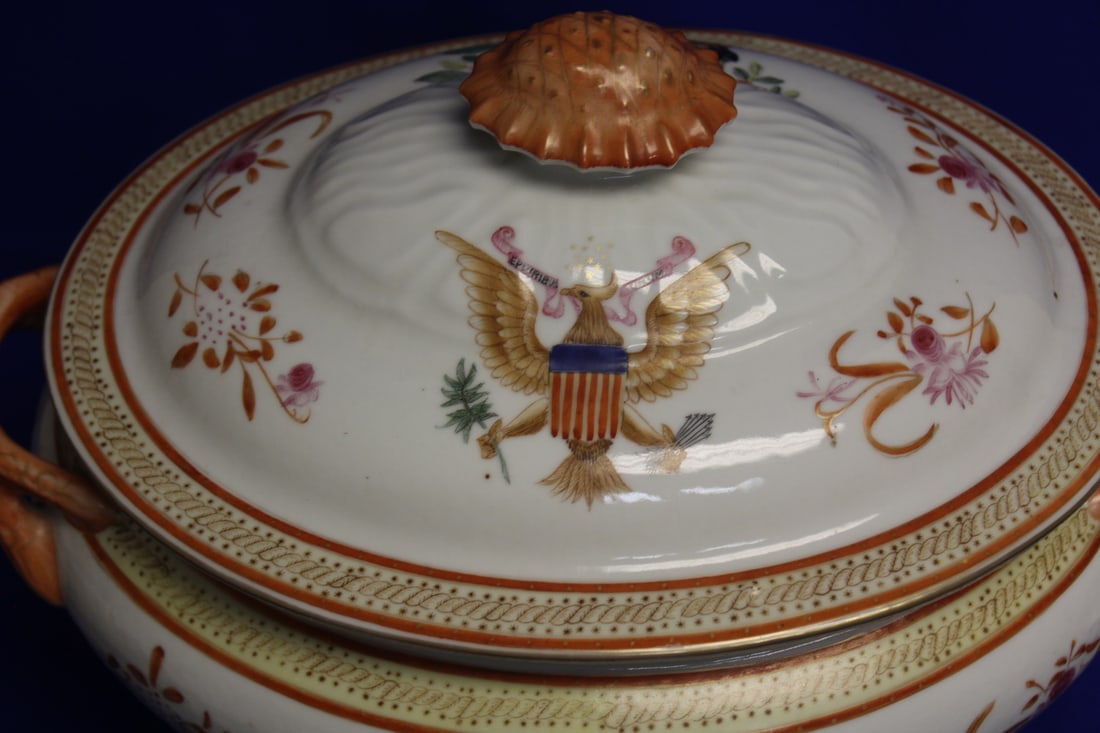 A Chinese Export Taureen - 3