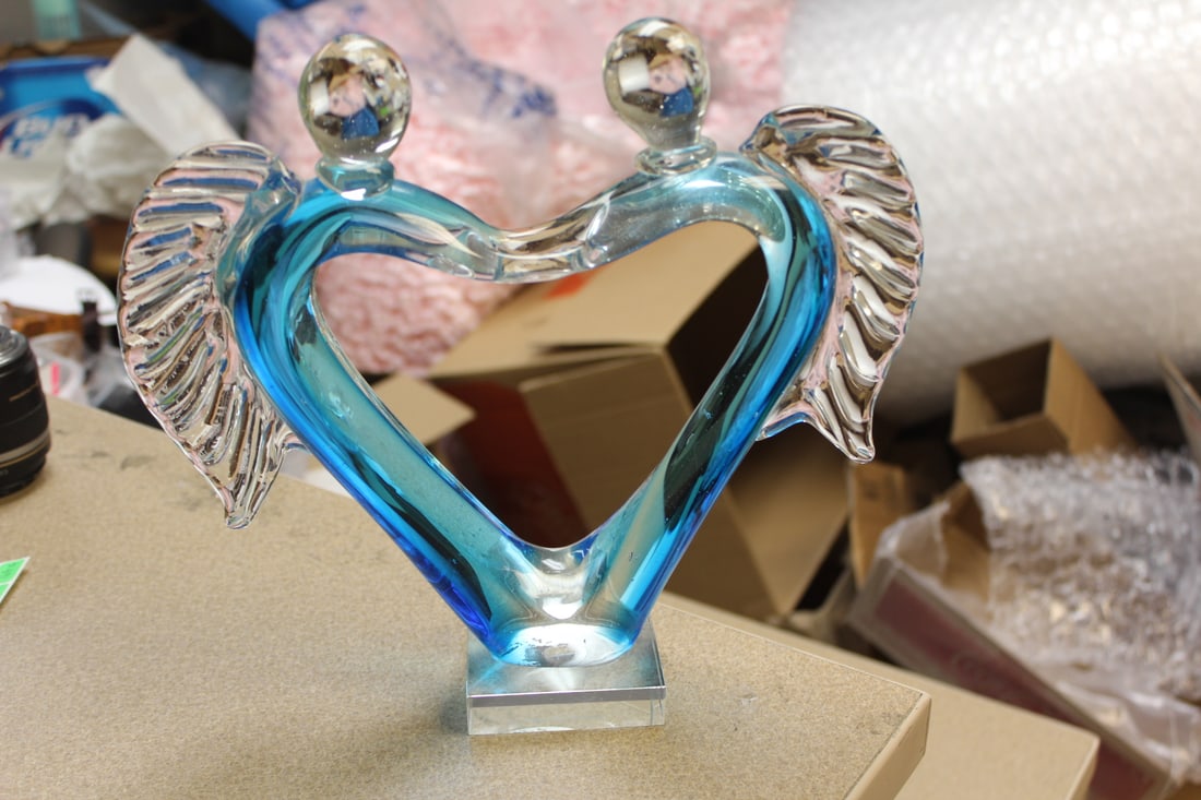 Art Glass Sculpture: 10 5/8" tall by 11" wide