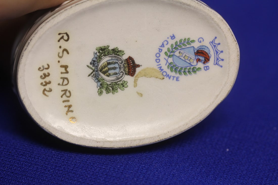 A Capodimonte Trinket Box - 4