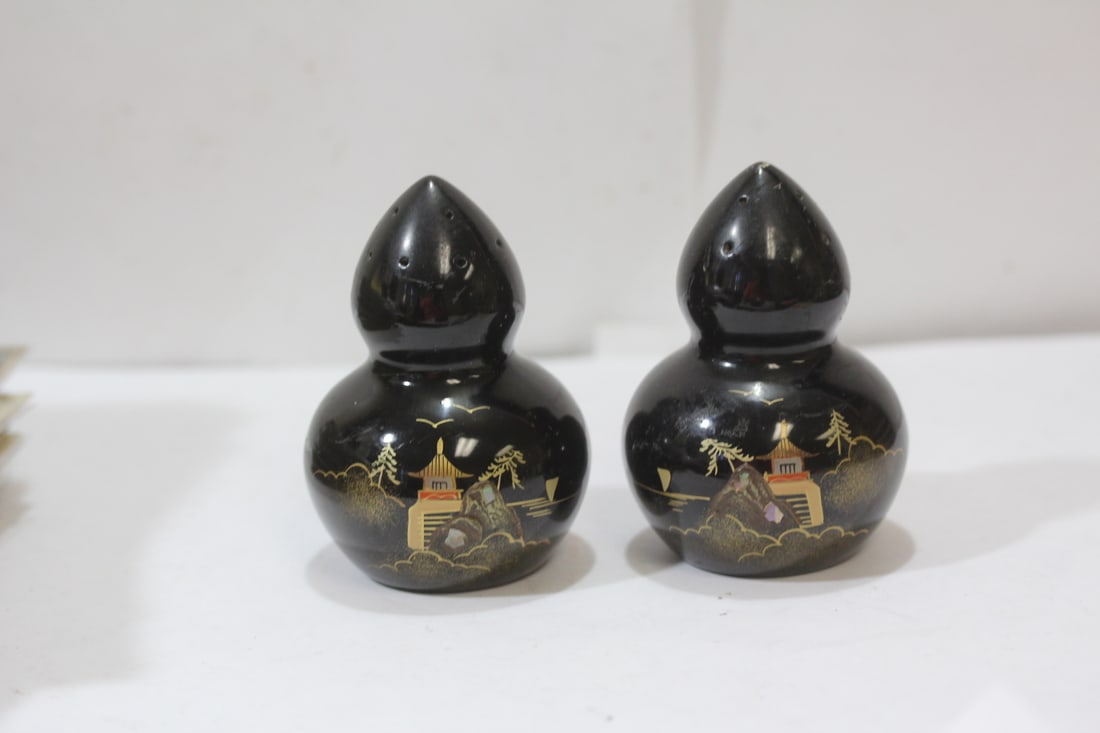 A Pair of Vintage Salt and Pepper Shakers: Asian motif - 3 1/2" tall