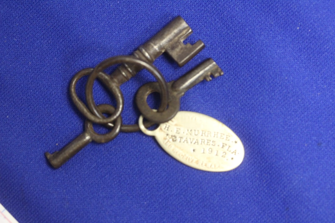 An Antique Jail Cell Key with Tag - 1912: longest key - 2 1/8" long - rare find