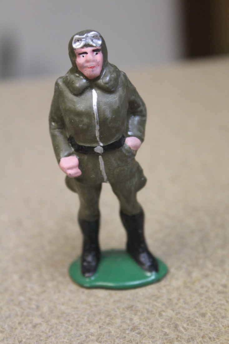 Cast Iron Soldier: 3 1/4" tall