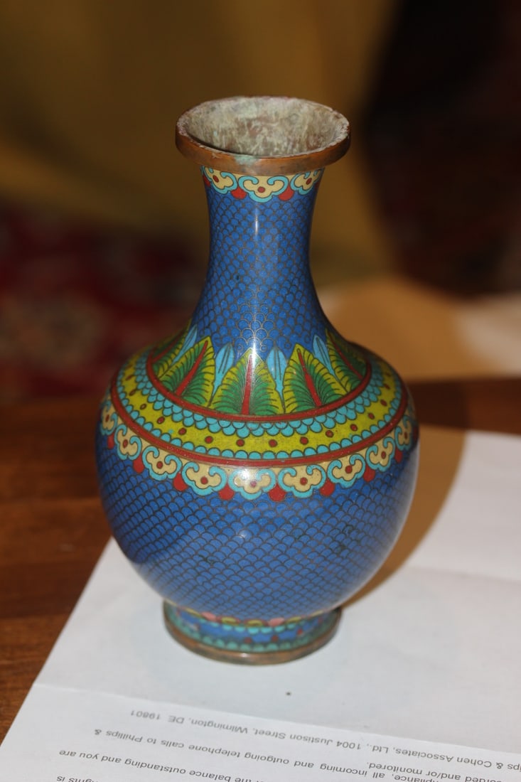 Vintage Chinese Cloisonne Vase: republic period - 6 3/4" tall