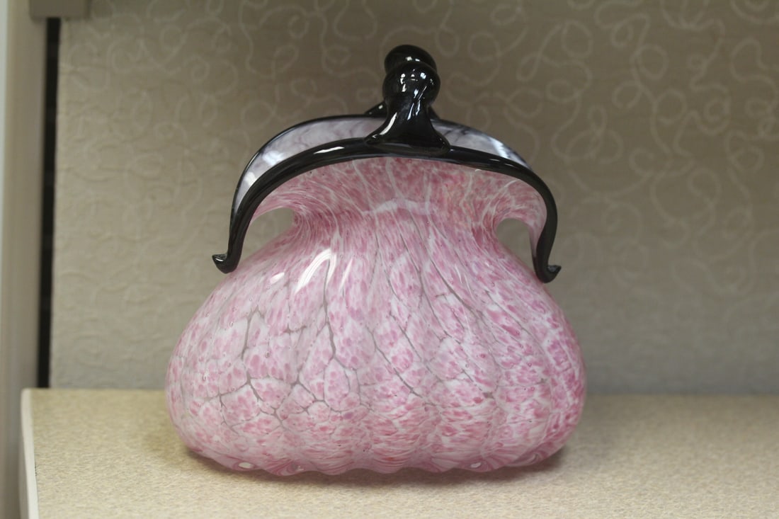 Art Glass Purse: 6" tall