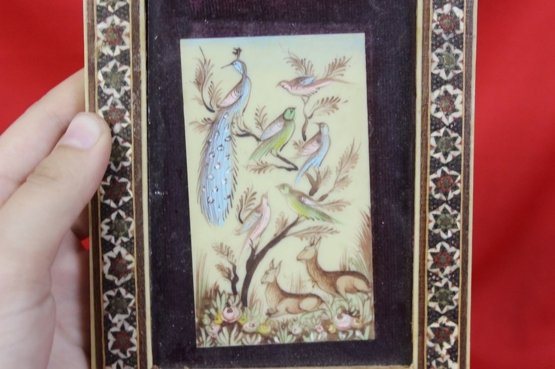 A Handpainted Article - 5