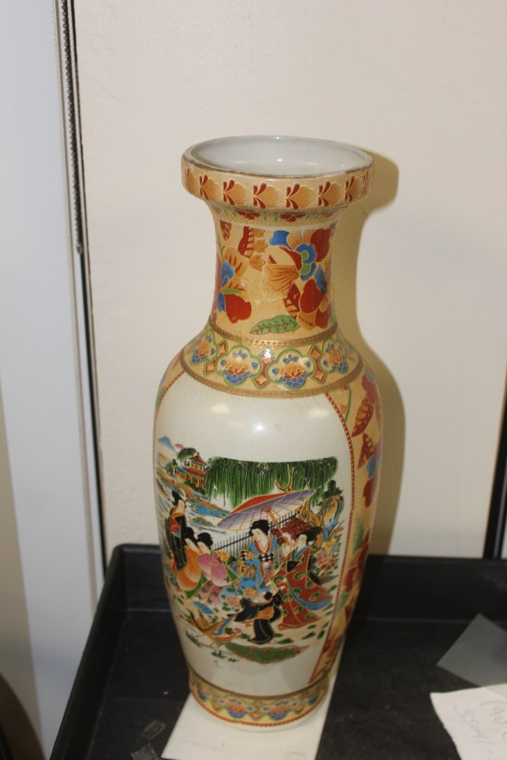 Oriental Ceramic Vase - 3