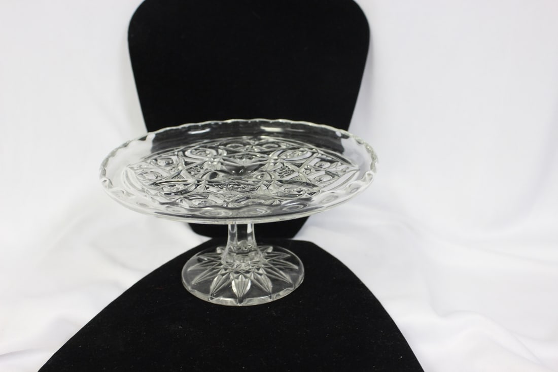 A Child's Cake Plate: 6 1/4" in diameter