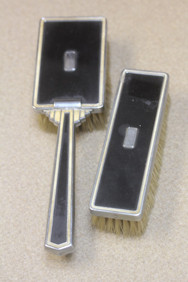 Lot of 2 Art Deco Period Brushes: longer= 9 5/8"