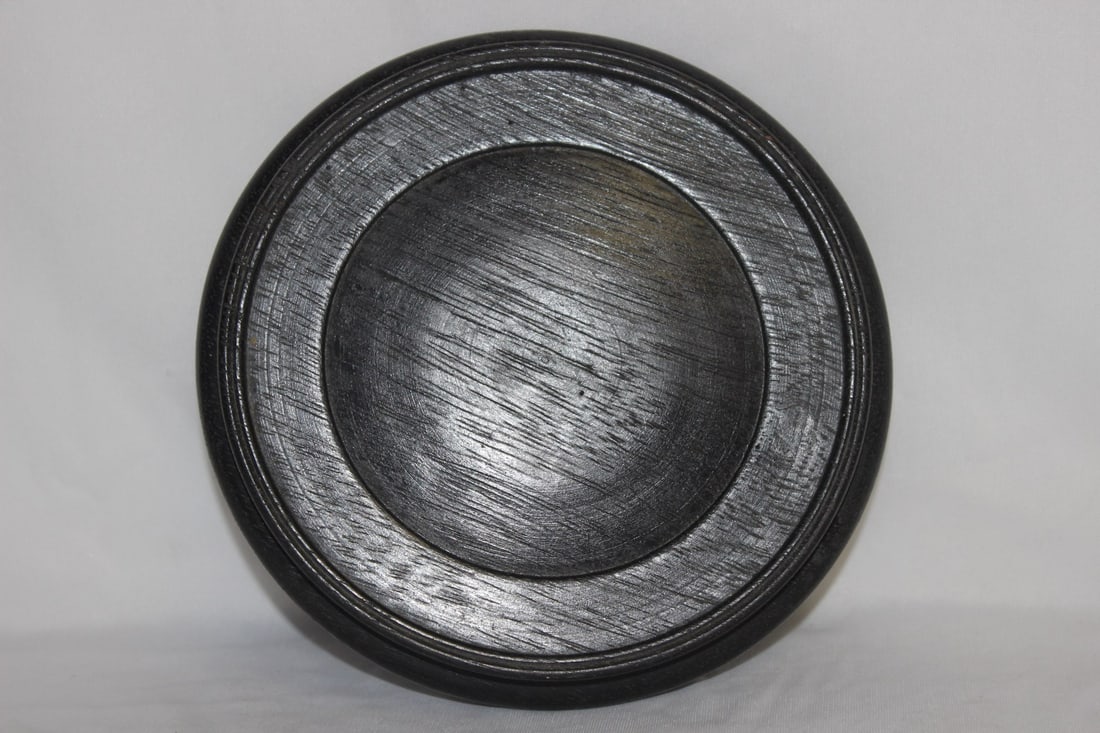 A Vintage Chinese Wooden Stand: 6" inside diameter