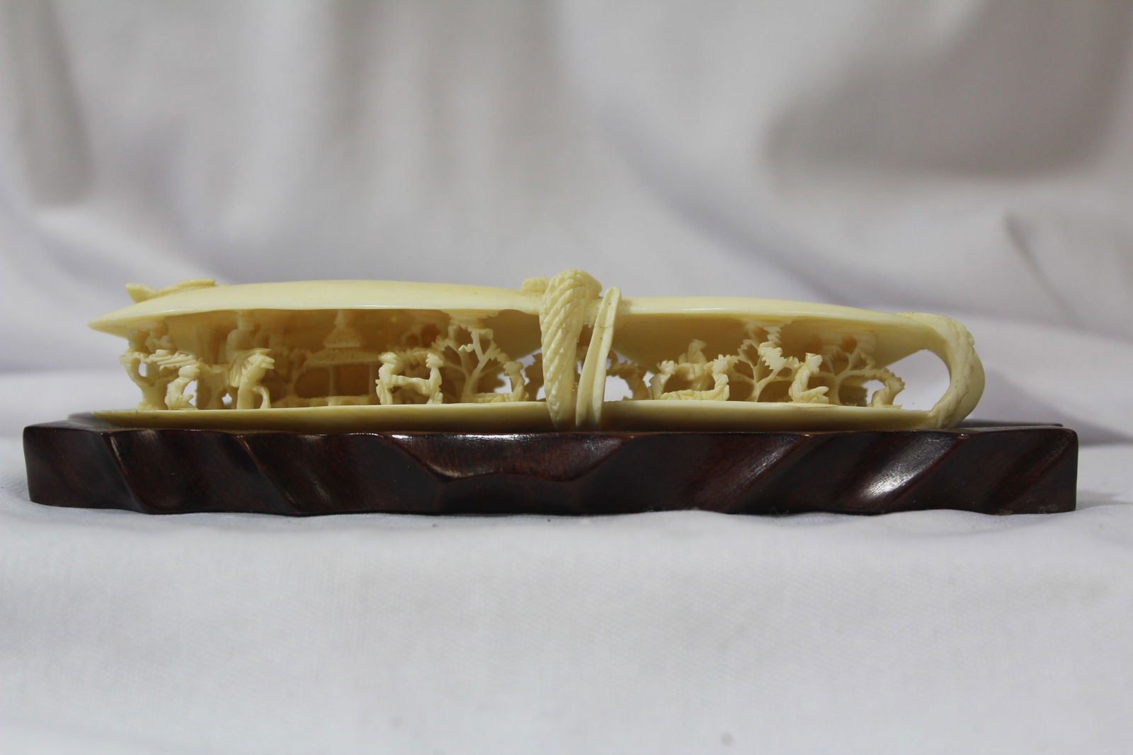 A Well Carved Bone Clam Shell: with stand - Chinese - beautiful carving - overall: 5 1/2" across