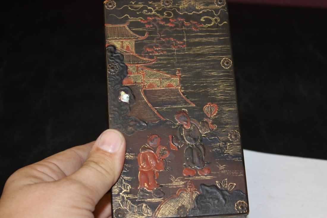A Chinese Lacquer Box - 4