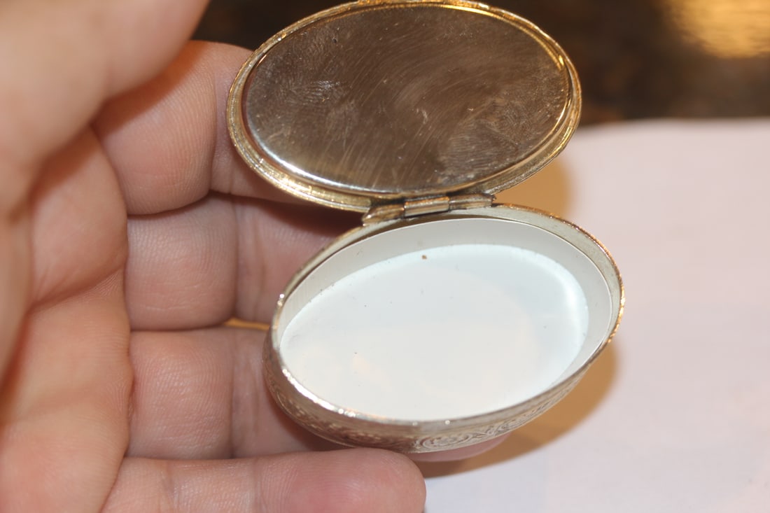 Enamel Pill Box - 3