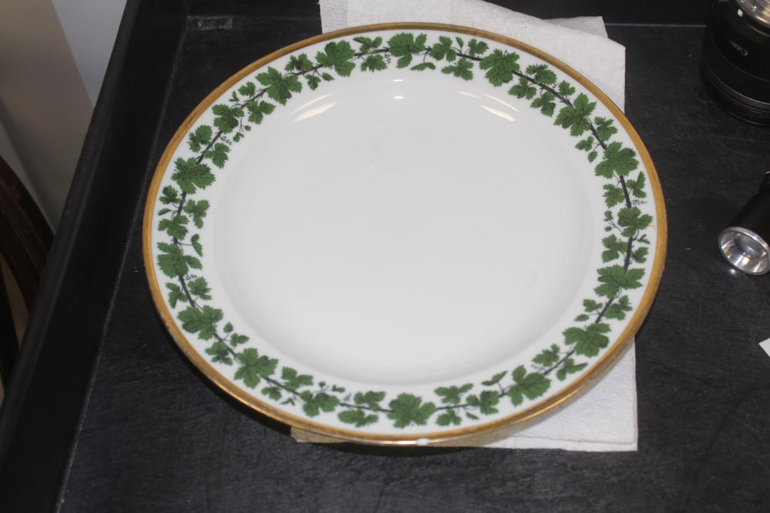 Meissen Ivy Leaf Plate: 9 3/8" in diameter - please note: one little flea bite as shown