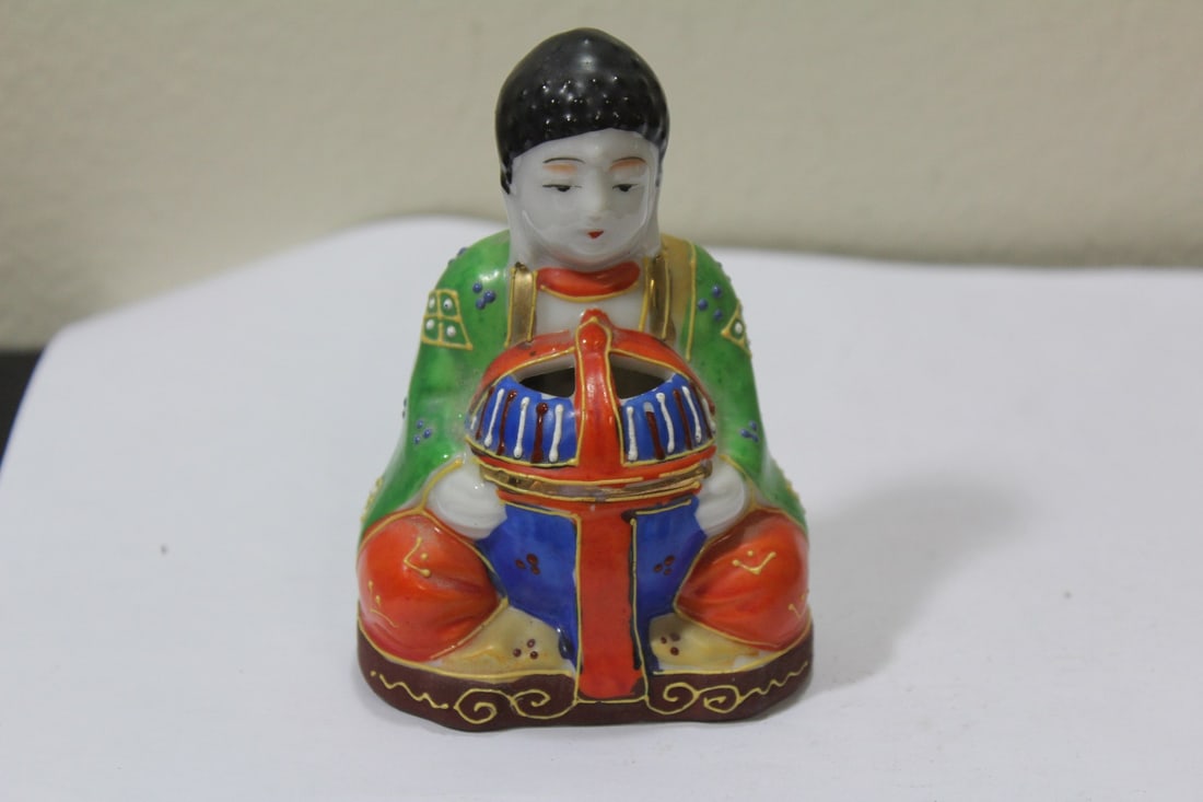 A Vintage Japanese Ceramic Incense Burner: 4 1/8" tall