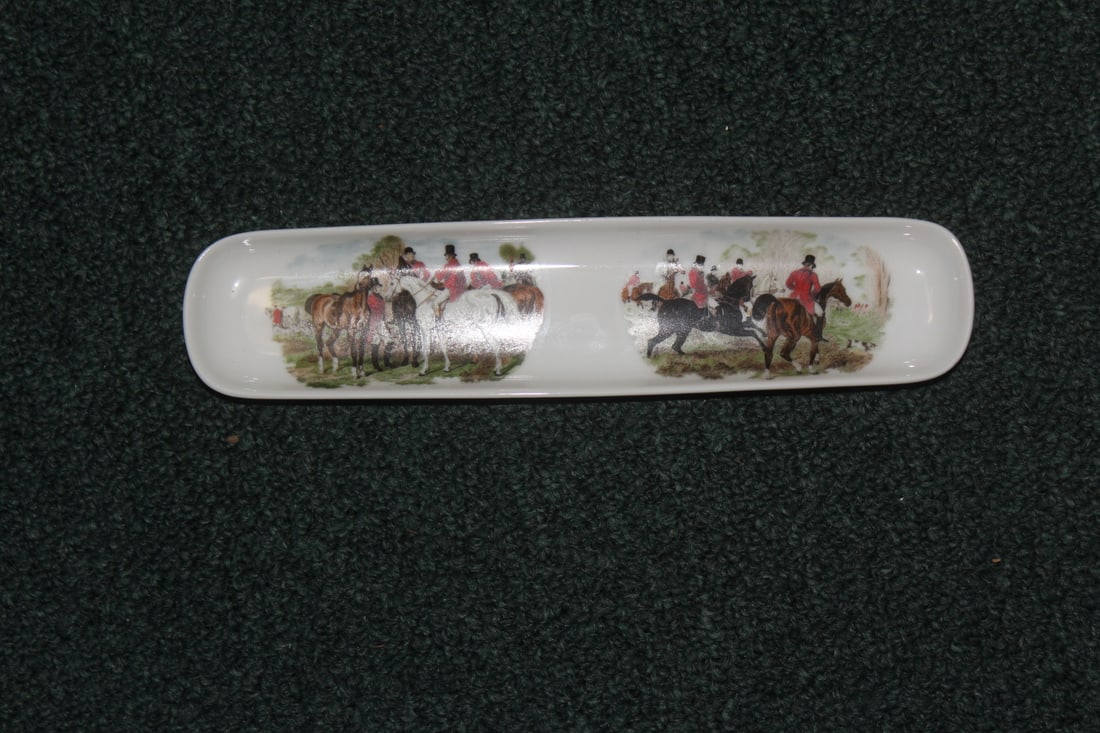 House of Prill Porcelain Long Tray: 8 1/2" long