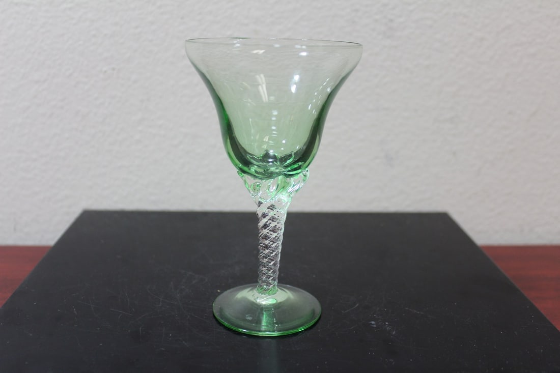 A Green Artglass Goblet: 5" tall