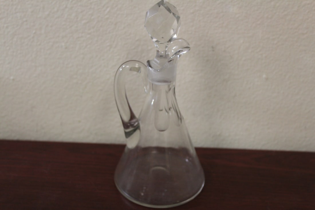 A Cruet: 7 3/4" tall