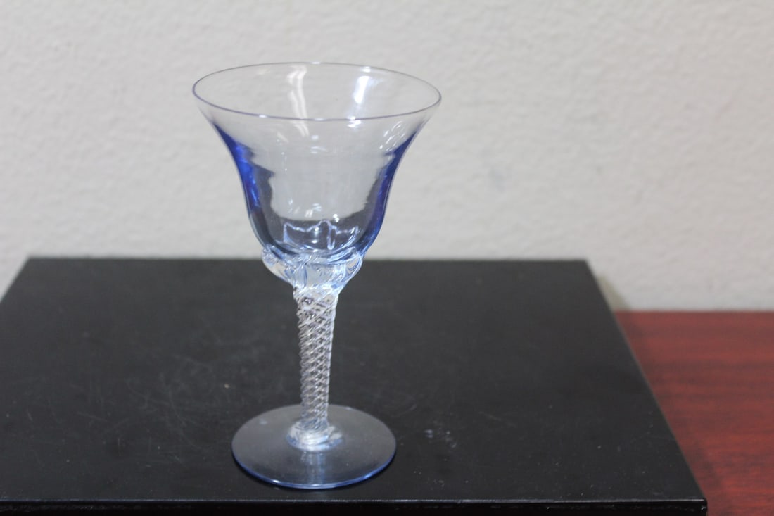A Blue Artglass Goblet: 5" tall