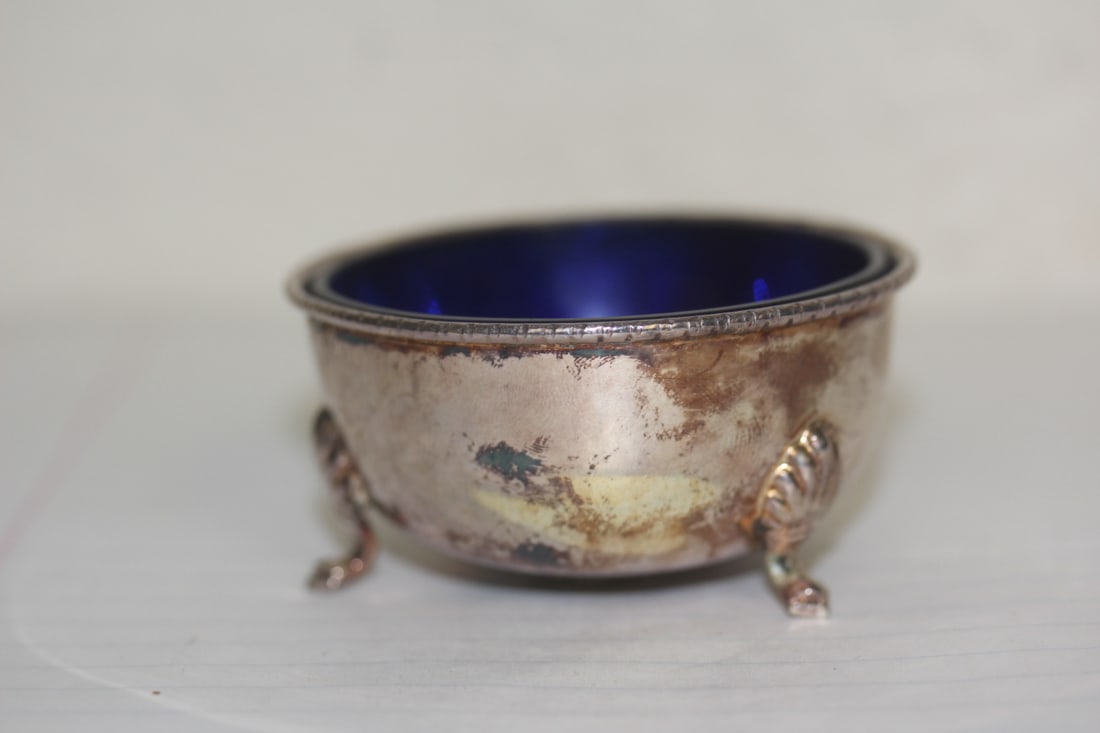 Silverplate Salt Container: with blue glass insert - 2 1/4" in diameter