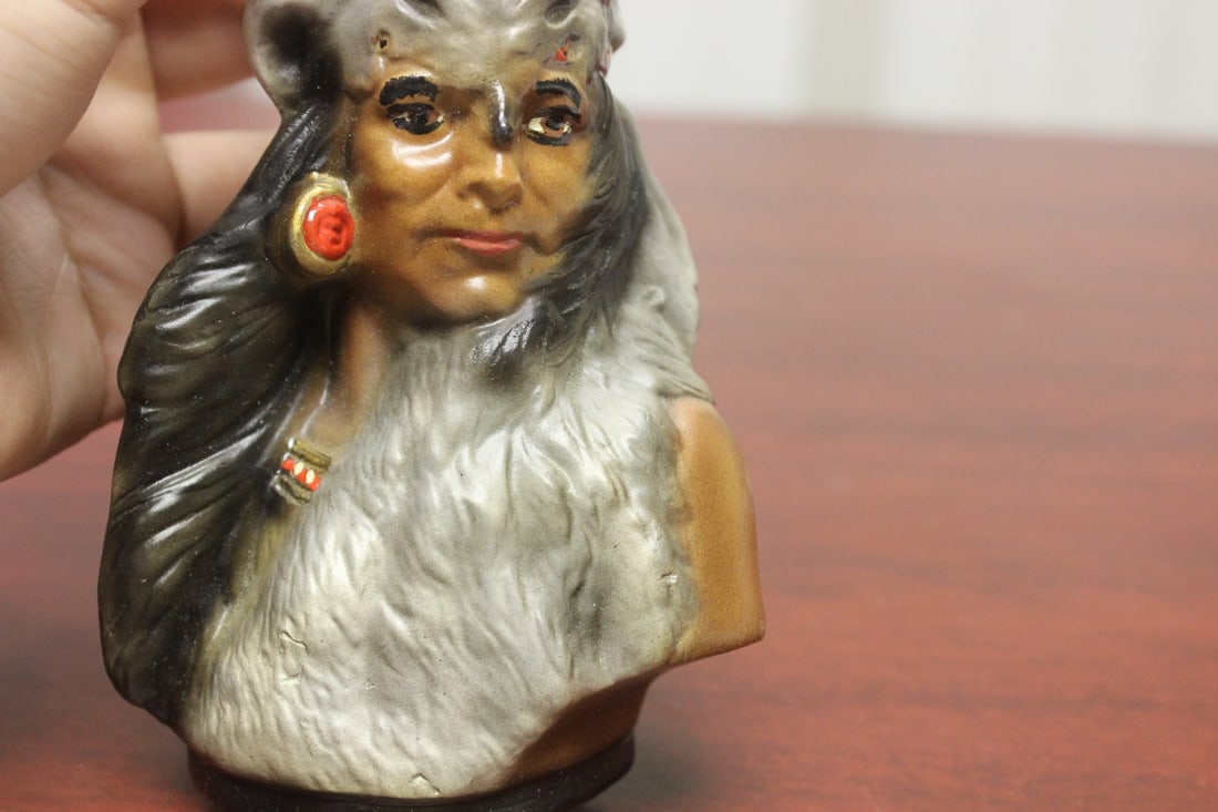 An Indian Ceramic Bust - 5