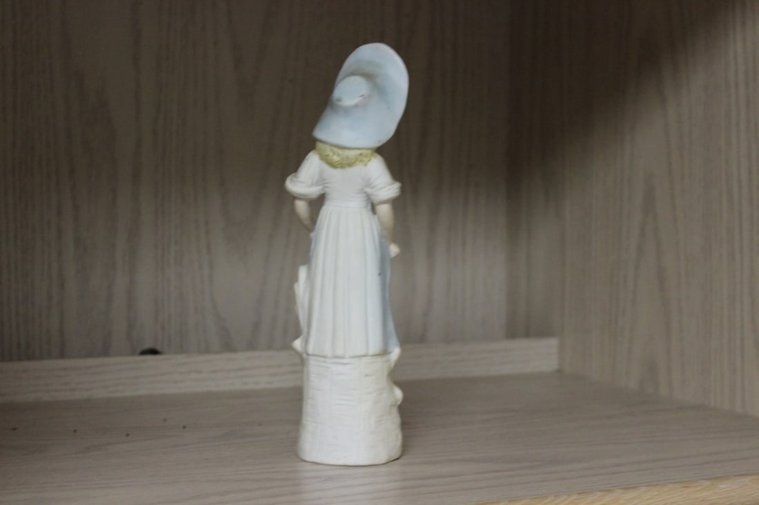 A Ceramic Lady - 5