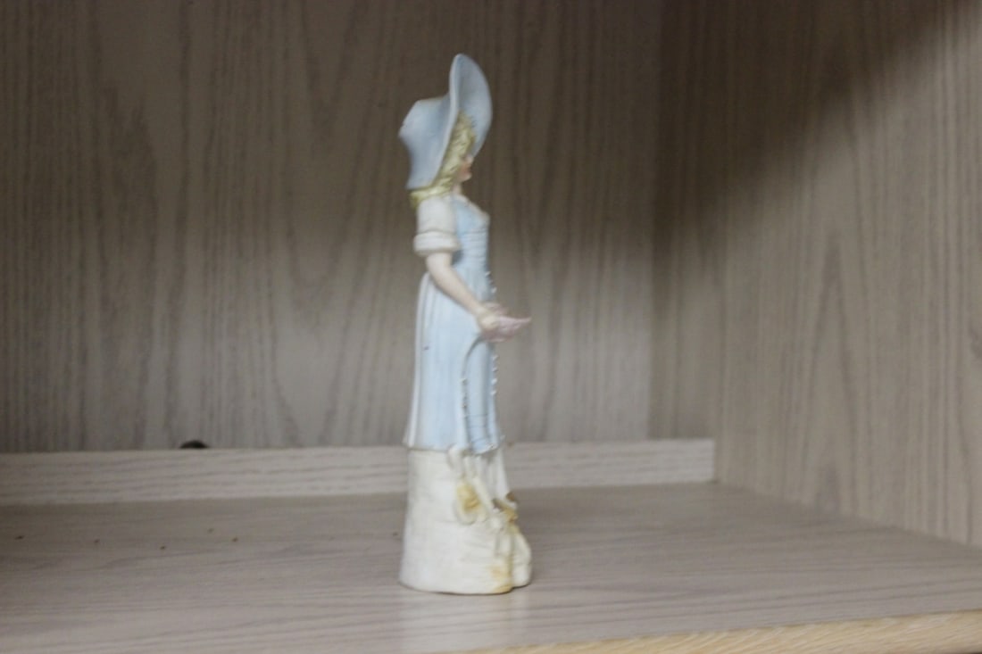 A Ceramic Lady - 6
