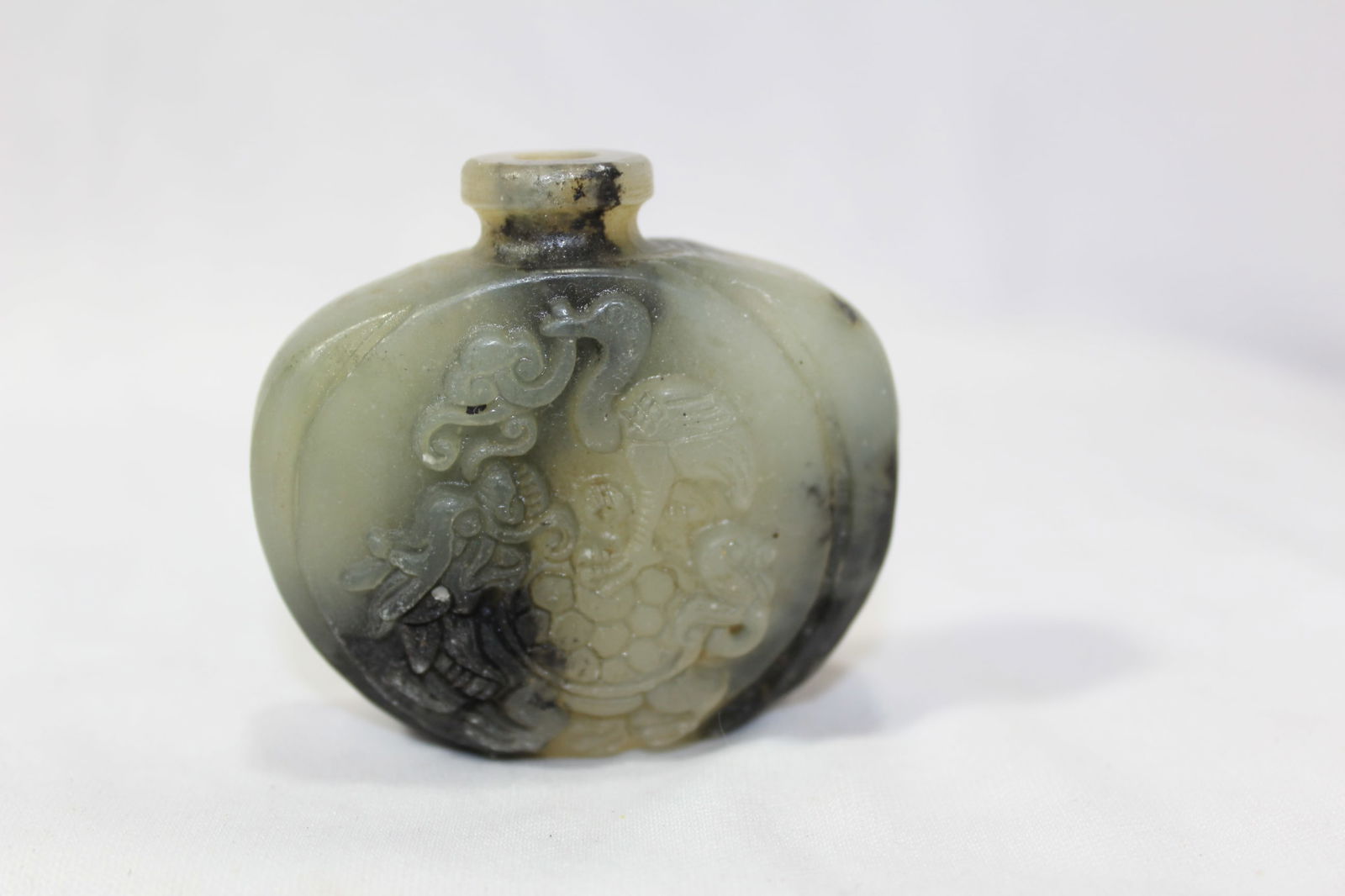A Jade Snuff Bottle (1 of 8)