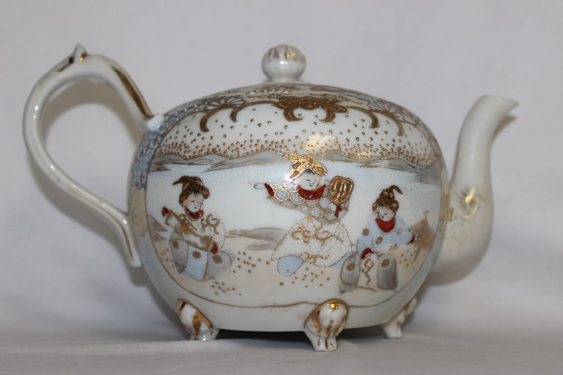 A Japanese Artist Signed Teapot: possibly Fukugawa - signed underneath the lid as shown - 8 3/4" wide