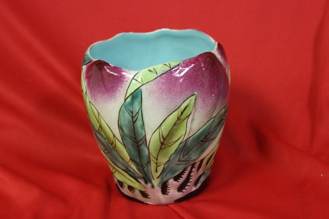 A Chinese Export Vase - 2