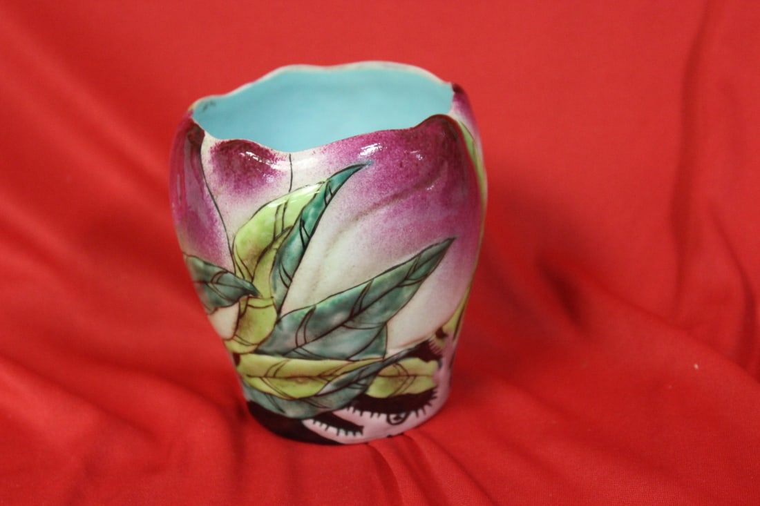 A Chinese Export Vase - 3