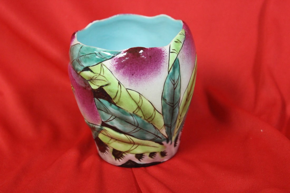 A Chinese Export Vase - 5