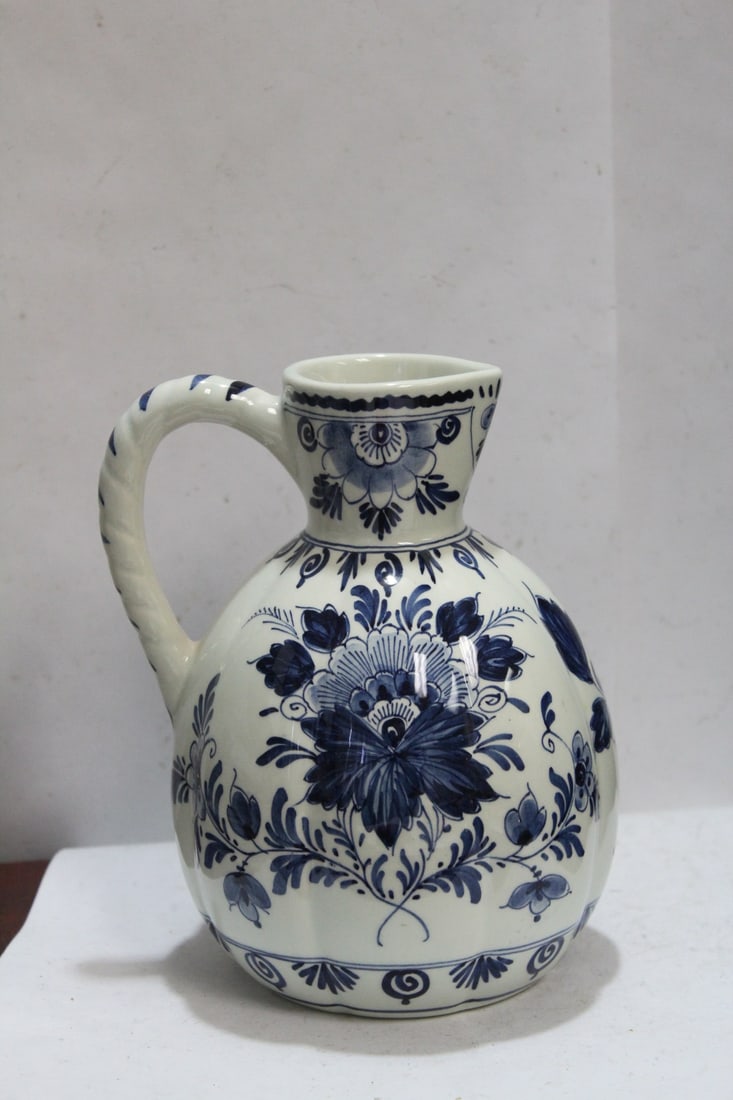 A Delft Ewer - 5