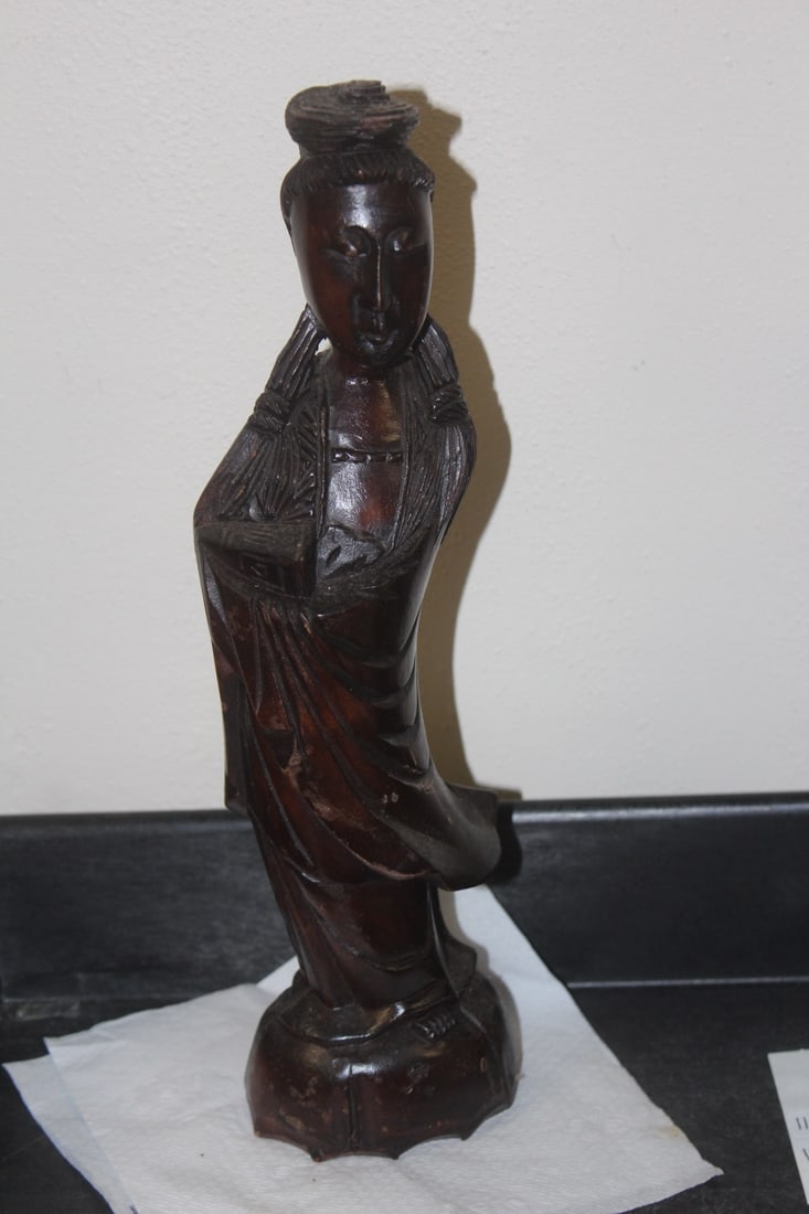 Midcentury Chinese Wooden Lady: 12 1/8" tall