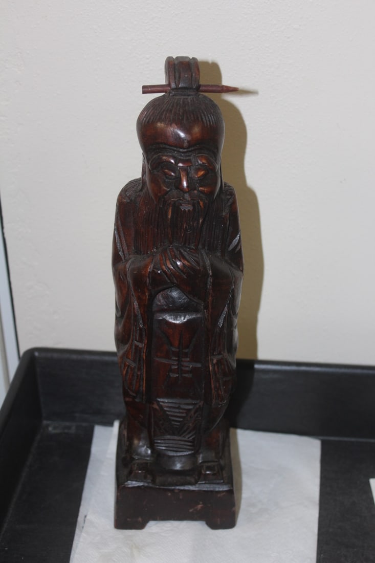 Midcentury Chinese Wooden Sage: 12" tall