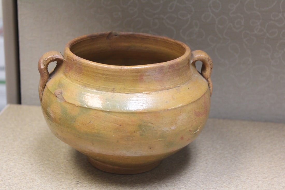 Two Handle Pottery Pot - 3