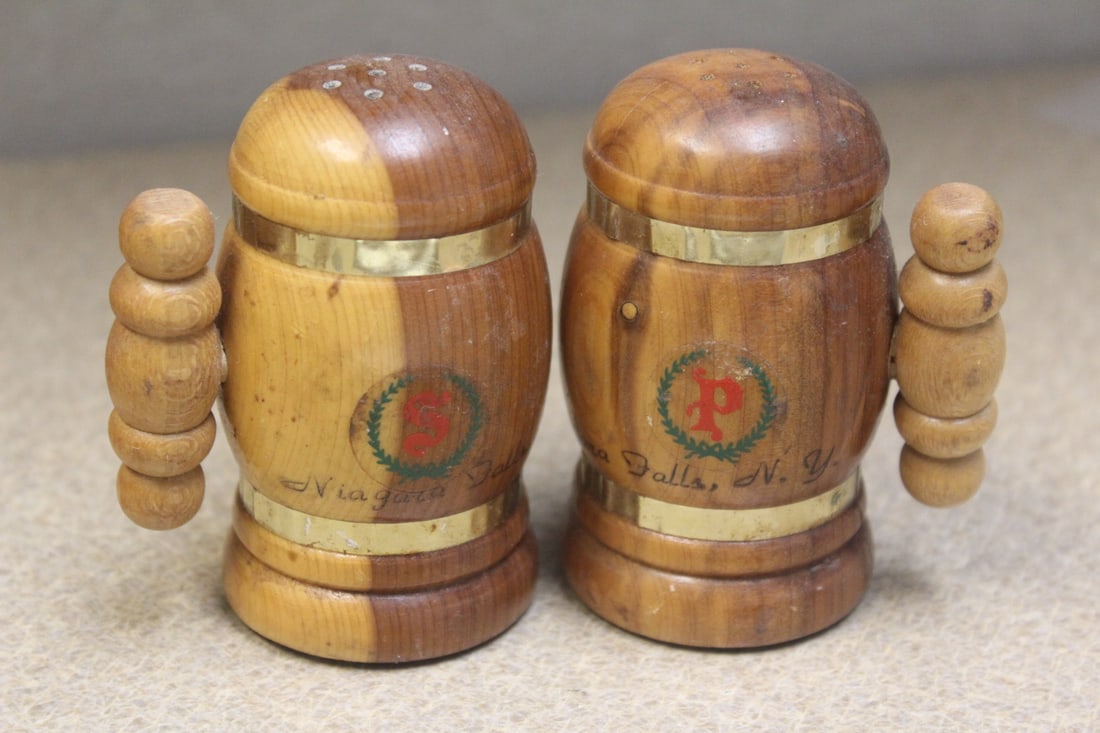Set of Wooden Salt and Pepper Shakers: 3 1/8" tall