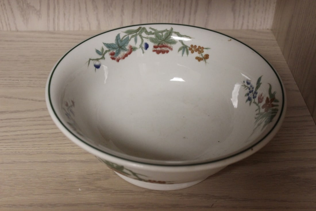 An O.P. Syracuse China Ceramic Bowl: 9 inches in diameter and 3 1/2 inches tall