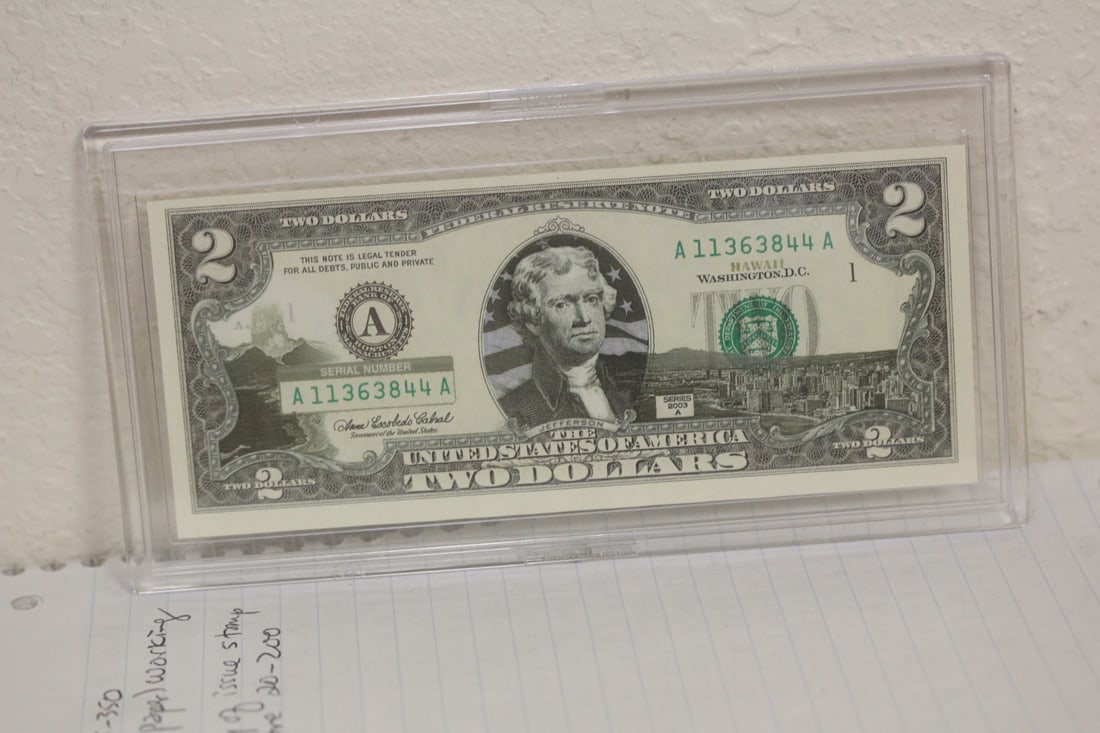 Bicentennial $2.00 Note: inside a lucite case