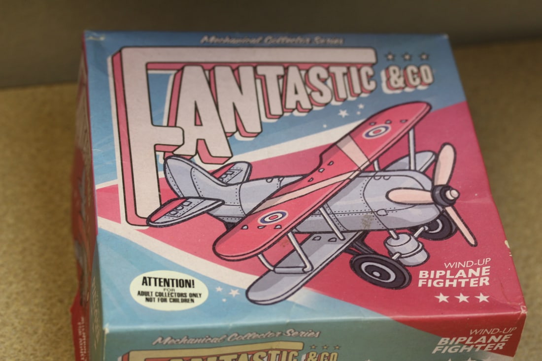 Fantastic & Company Biplane Fighter: boxed - wing spand= 7 3/8" across