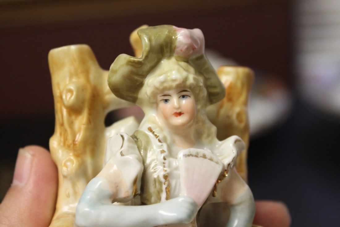 A Seated Ceramic Figure - 6