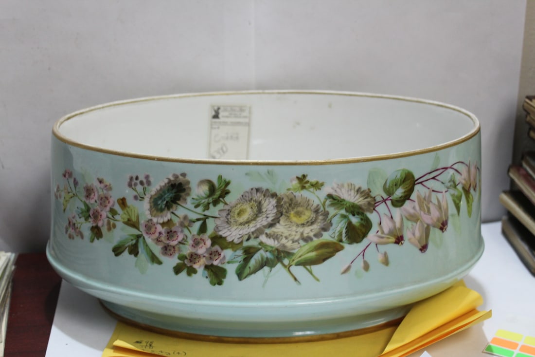 A Large Ceramic Basin: Anituq/Vintage - possibly from France - 13" in diameter - 6" tall