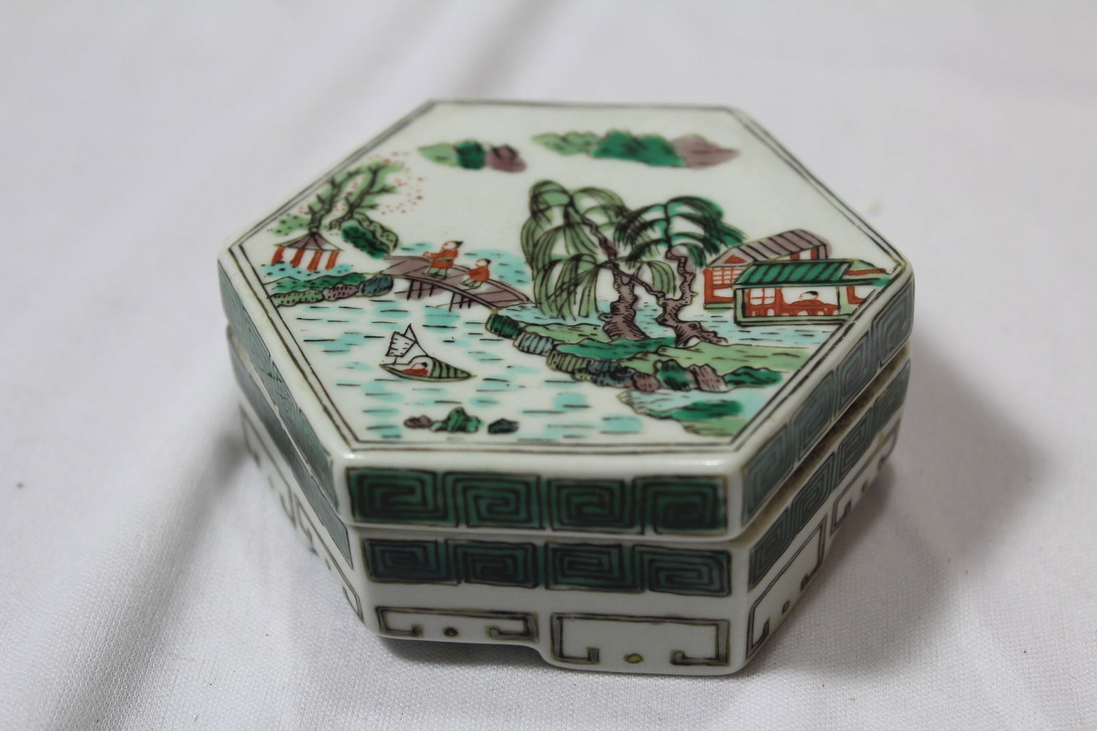 A Vintage Chinese Hexagon Porcelain Box: famille verte motif - possibly old - 3 1/2" across