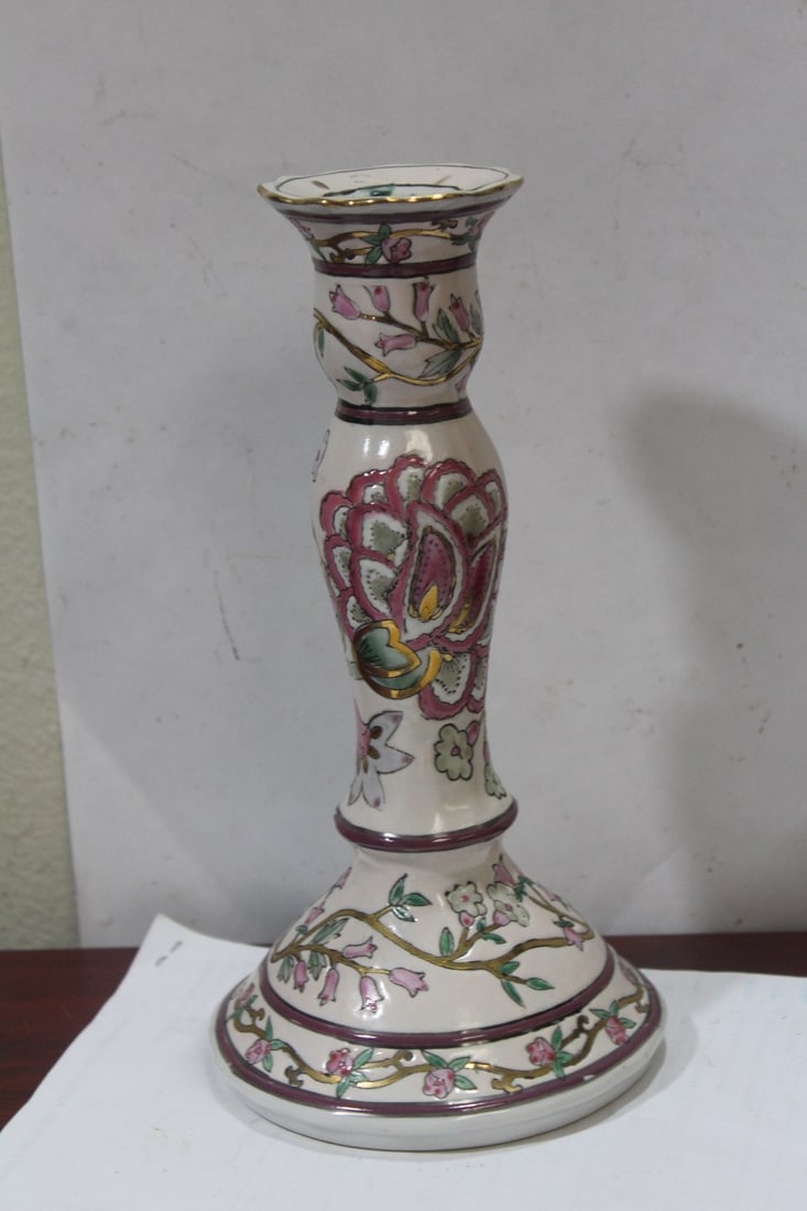 A Single Chinese Ceramic Candlestick - 4